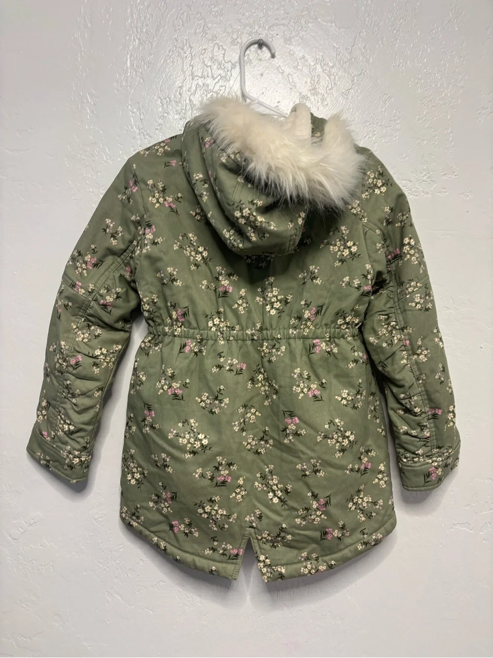 Girls size 10/12 children’s place brand winter jacket, #B1239